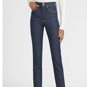 High Waisted Jeans
